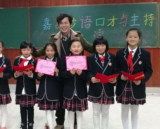 ���������רע�ٶ�̸����ѵ���о��Լ�̸��α���Ʒ�з�