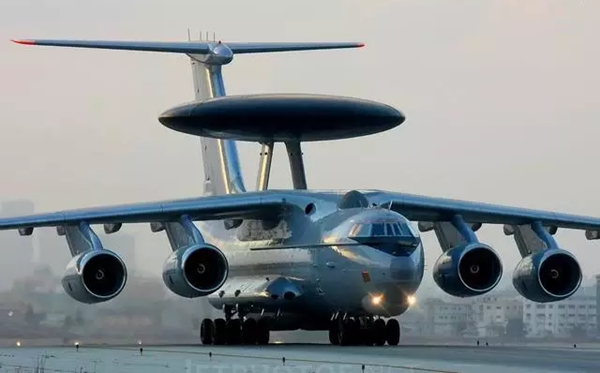 737ϵAEW&C