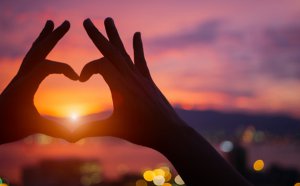 70���йذ�����������_���ڰ������Ծ���