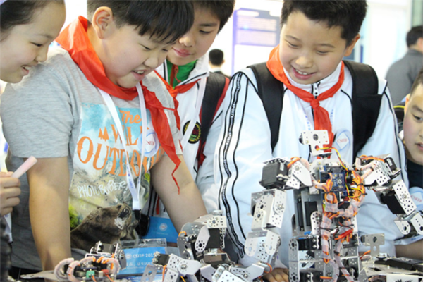 �����ֲ����ͽ�������