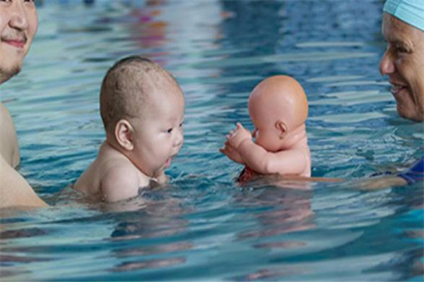 ���������������Ӿ����