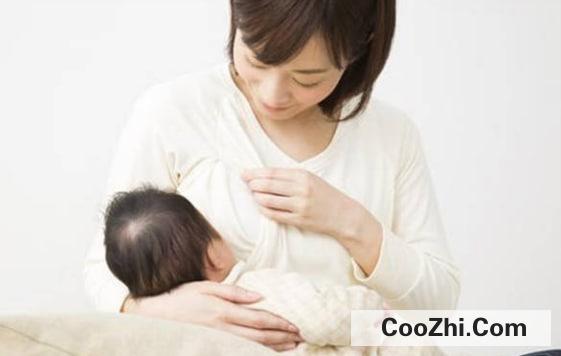 婴儿吃奶时吸入空气怎么办