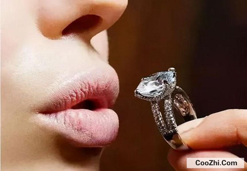 ��ʯ���ʶ����α