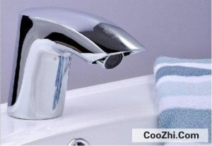 ��Ӧˮ��ͷ����෽��