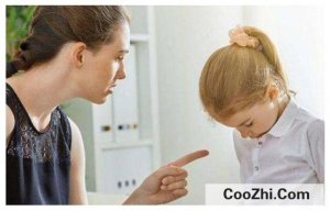 �ֺ����˸���θı����